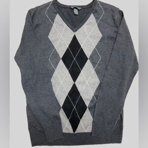Urban Heritage Charcoal Argyle V-Neck Sweater